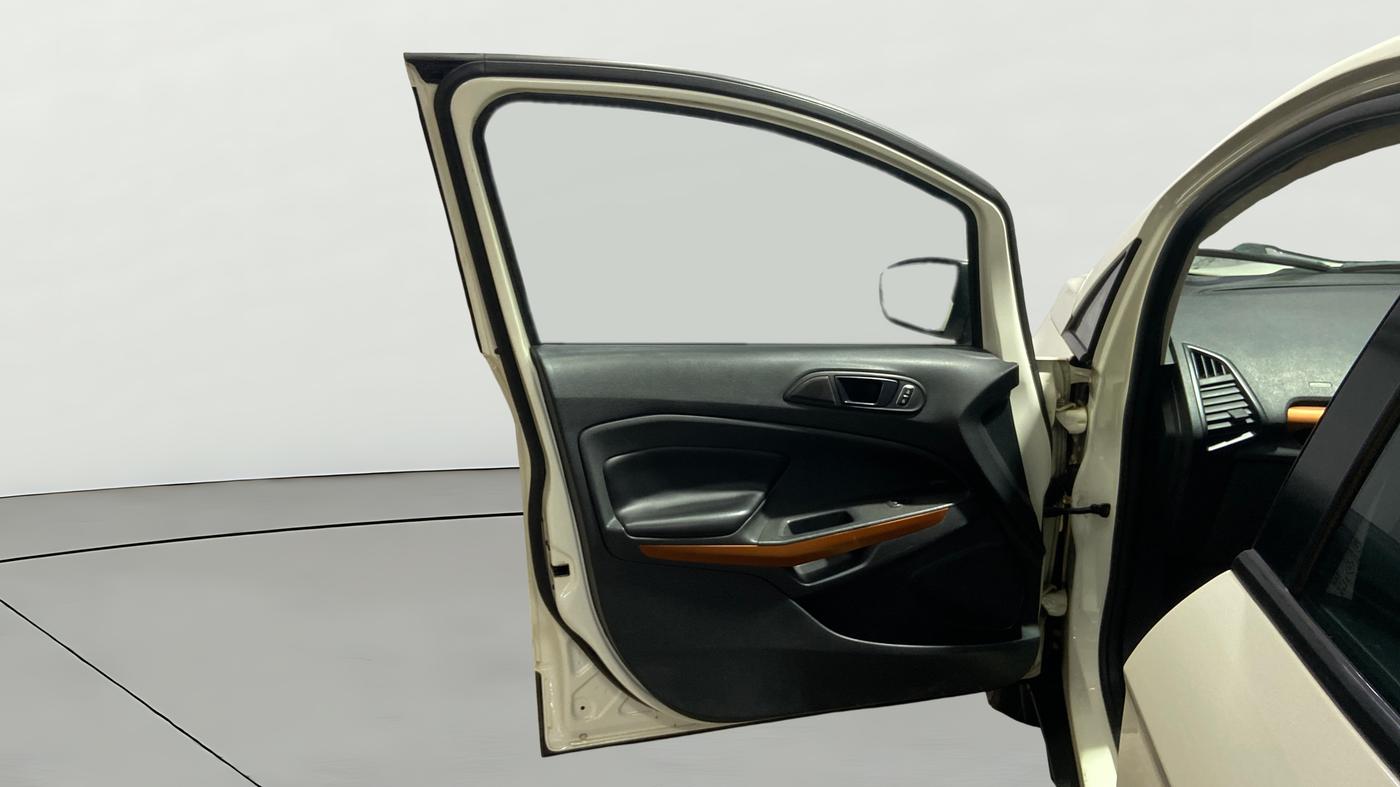 2021 Ford Ecosport TITANIUM 1.5L SPORTS(SUNROOF) DIESEL, Diesel, Manual, 1,00,122 km, LHS Front Door