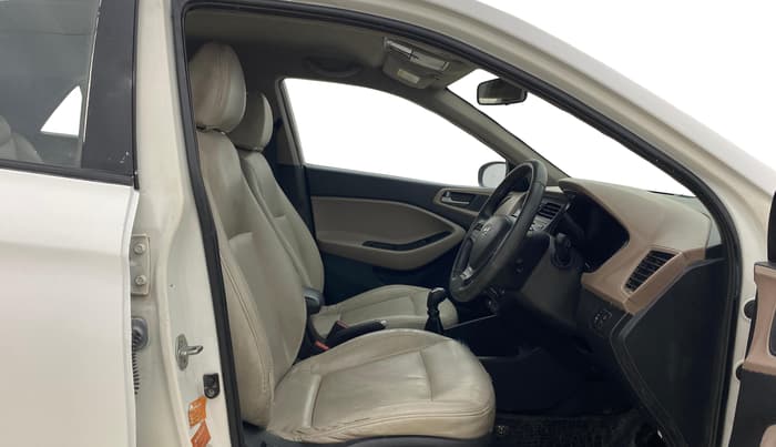 2016 Hyundai Elite i20 ASTA 1.2 (O), Petrol, Manual, 1,12,943 km, Right Side Front Door Cabin
