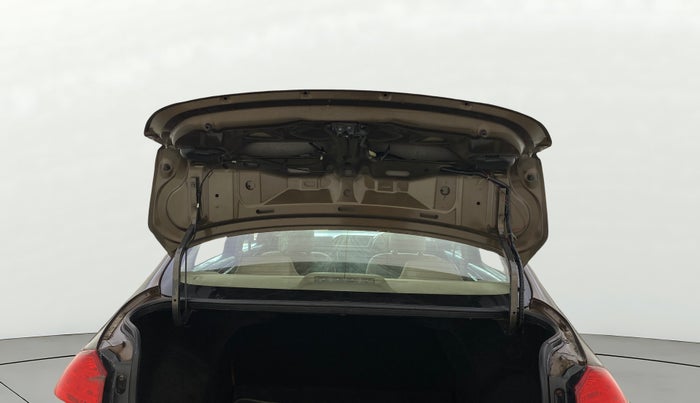 2015 Maruti Ciaz VXI, Petrol, Manual, 73,990 km, Boot Door Open