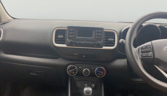 2020 Hyundai VENUE S 1.2, Petrol, Manual, 35,547 km, Air Conditioner