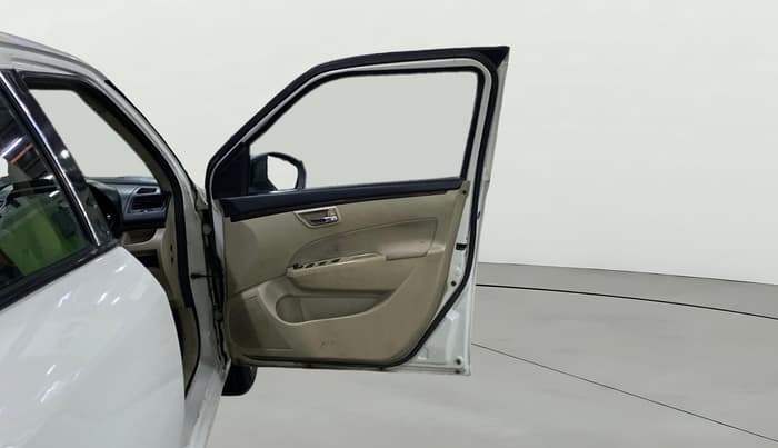 2016 Maruti Swift Dzire VXI, CNG, Manual, 96,129 km, RHS Front Door