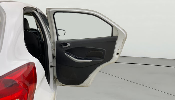 2017 Ford New Figo TITANIUM 1.2 PETROL MT, Petrol, Manual, 47,608 km, RHS Rear Door