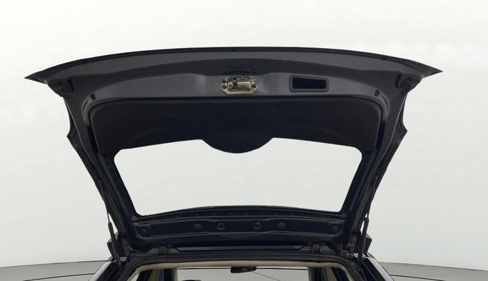 2015 Tata Bolt XT QUADRAJET, Diesel, Manual, 1,16,007 km, Boot Door Open