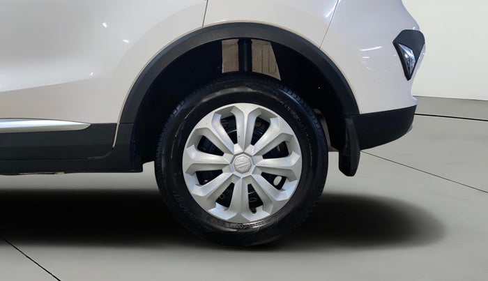 2024 MG ASTOR Sprint 1.5 MT (Ivory), Petrol, Manual, 7,166 km, Left Rear Wheel