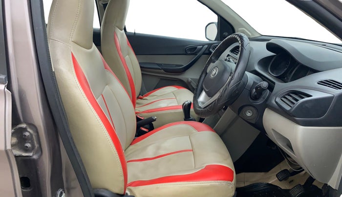 2016 Tata Tiago XE DIESEL, Diesel, Manual, 98,484 km, Right Side Front Door Cabin