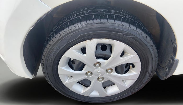 2016 Hyundai Grand i10 SPORTZ 1.2 KAPPA VTVT, Petrol, Manual, 51,857 km, Left Front Wheel