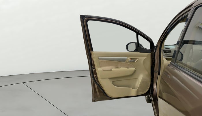 2013 Maruti Ertiga VXI, Petrol, Manual, 33,718 km, LHS Front Door