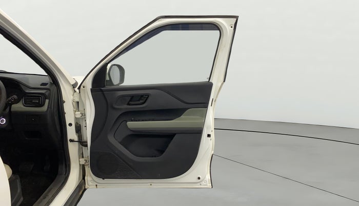 2024 Tata PUNCH ADVENTURE AMT, Petrol, Automatic, 7,959 km, RHS Front Door