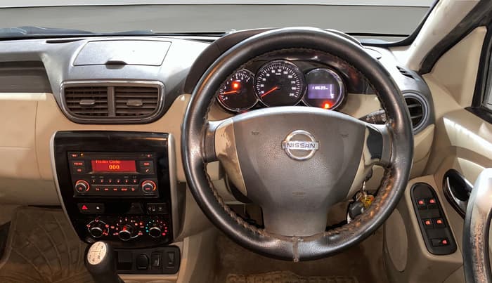 2016 Nissan Terrano XL (D), Diesel, Manual, 1,18,643 km, Steering Wheel Close Up