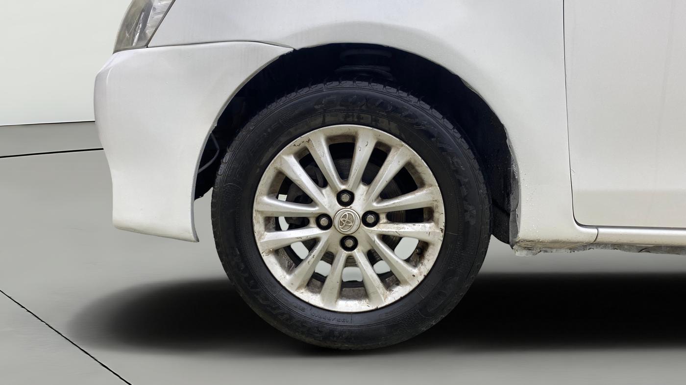 2015 Toyota Etios VX, Petrol, Manual, 1,02,473 km, Left Front Wheel