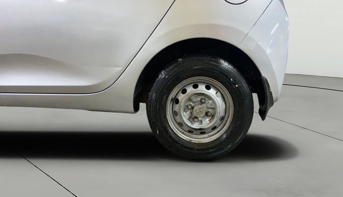 2017 Hyundai Eon ERA +, Petrol, Manual, 47,628 km, Left Rear Wheel