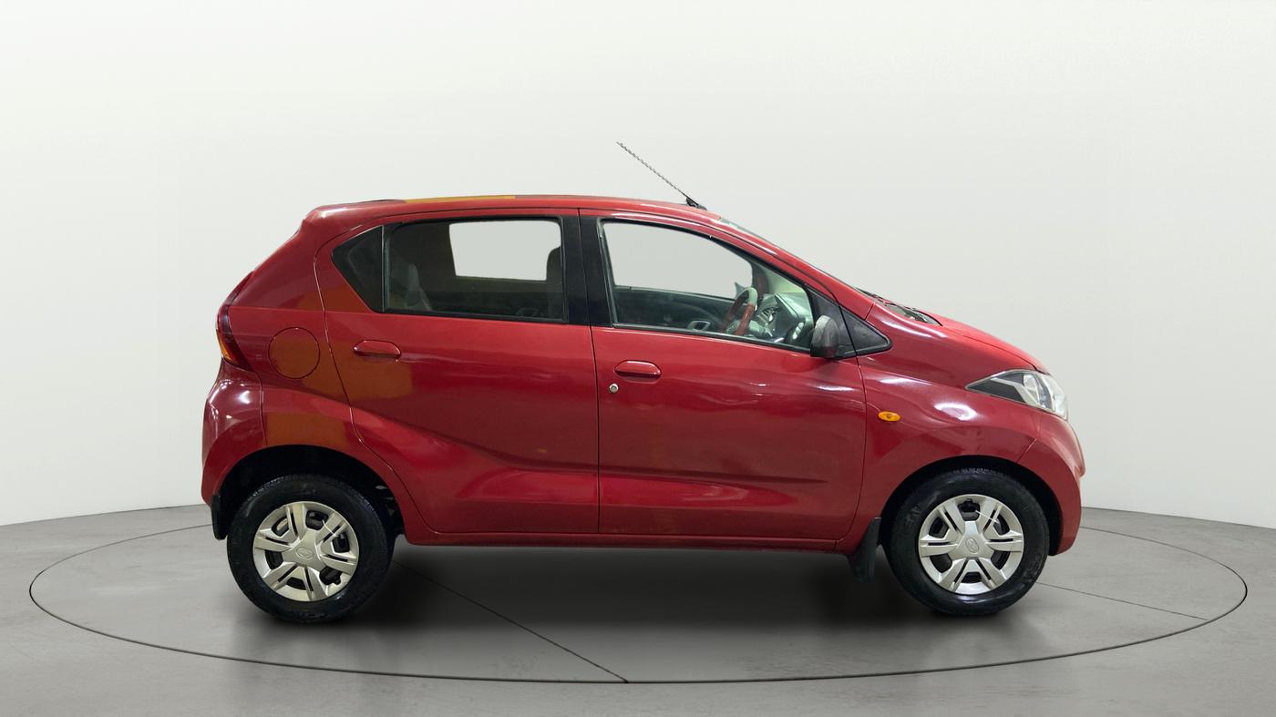 2017 Datsun Redi Go T(O) 1.0, Petrol, Manual, 18,297 km, Right Side View