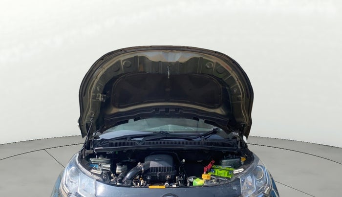 2022 Tata NEXON XM SUNROOF PETROL, Petrol, Manual, 72,463 km, Open Bonet