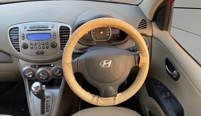 2013 Hyundai i10 SPORTZ 1.2 AT, Petrol, Automatic, 18,270 km, Steering Wheel Close Up