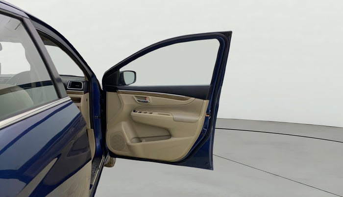 2018 Maruti Ciaz ALPHA 1.5 SHVS PETROL, CNG, Manual, 66,130 km, RHS Front Door