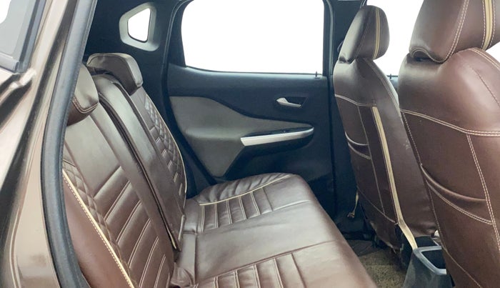 2021 Nissan MAGNITE XV MT, Petrol, Manual, 38,103 km, Right Side Rear Door Cabin