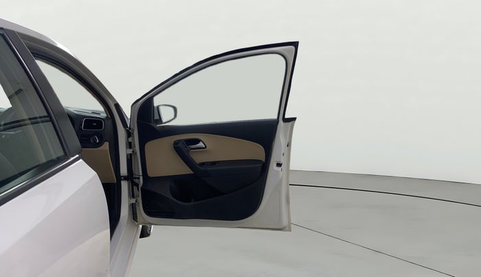 2016 Volkswagen Ameo HIGHLINE1.2L, Petrol, Manual, 38,382 km, RHS Front Door