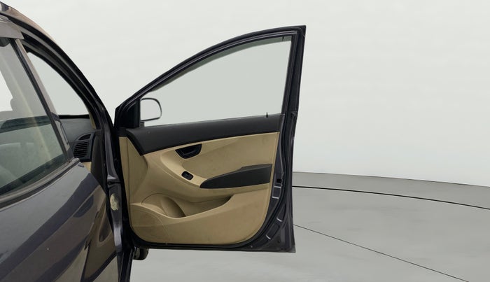 2016 Hyundai Eon ERA +, Petrol, Manual, 1,08,042 km, RHS Front Door