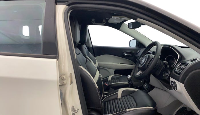 2018 Jeep Compass LIMITED (O) 2.0 DIESEL, Diesel, Manual, 85,932 km, Right Side Front Door Cabin