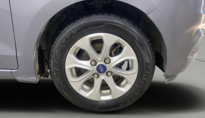 2016 Ford Figo Aspire TITANIUM 1.2 PETROL, Petrol, Manual, 36,486 km, Right Front Wheel