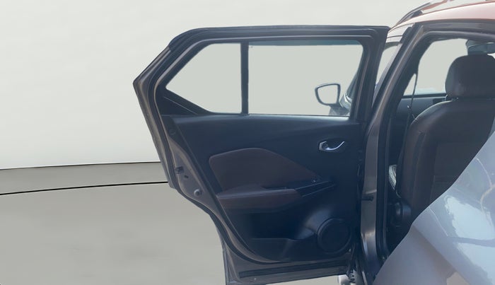 2019 Nissan Kicks XV PREMIUM O DUAL TONE DIESEL, Diesel, Manual, 98,840 km, LHS Rear Door