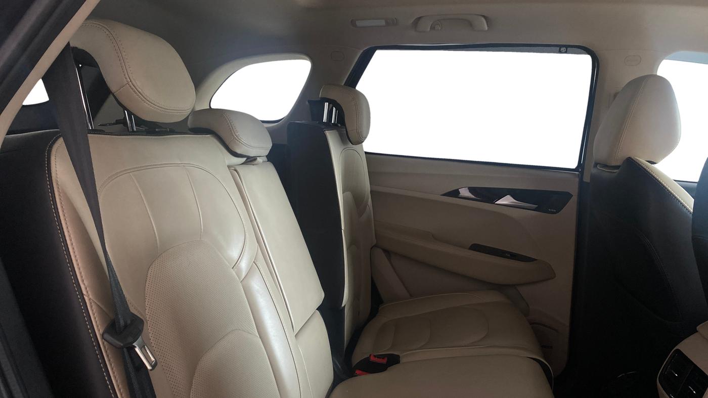 2022 MG HECTOR SHARP EX 1.5 PETROL CVT, Petrol, Automatic, 21,349 km, Right Side Rear Door Cabin