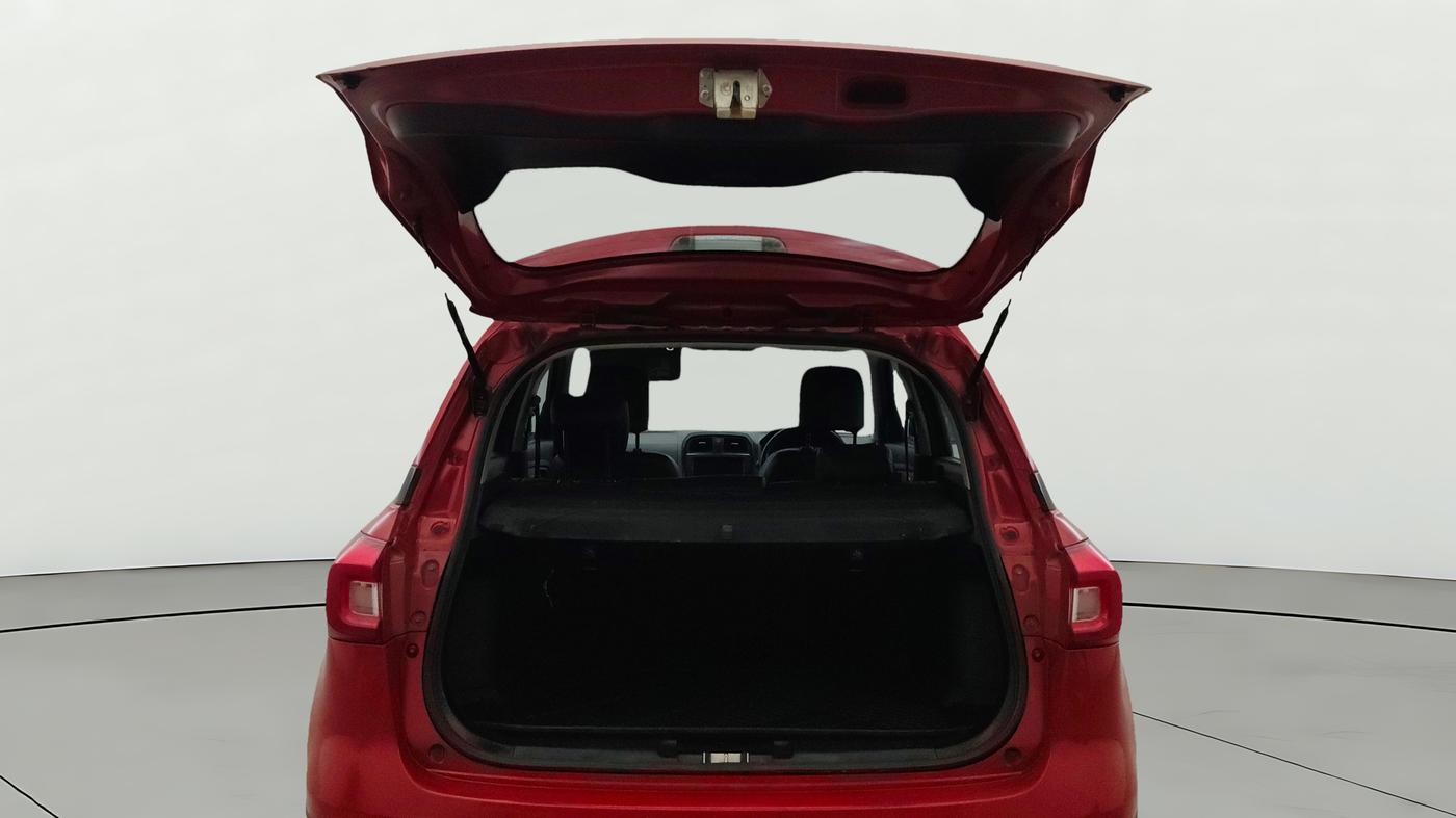 2022 Maruti Vitara Brezza ZXI PLUS DUAL TONE, Petrol, Manual, 31,467 km, Boot Door Open
