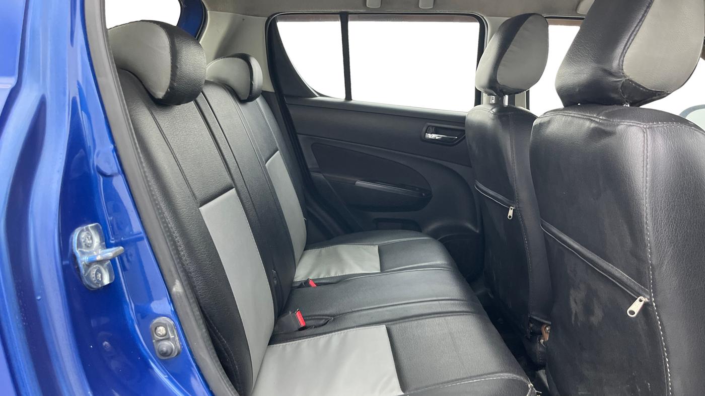 2013 Maruti Swift VXI, Petrol, Manual, 63,020 km, Right Side Rear Door Cabin
