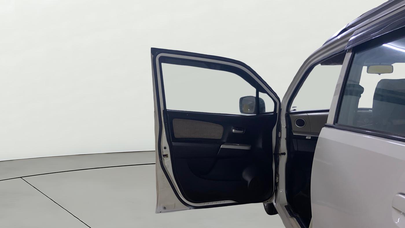 2013 Maruti Wagon R 1.0 VXI, Petrol, Manual, 34,722 km, LHS Front Door