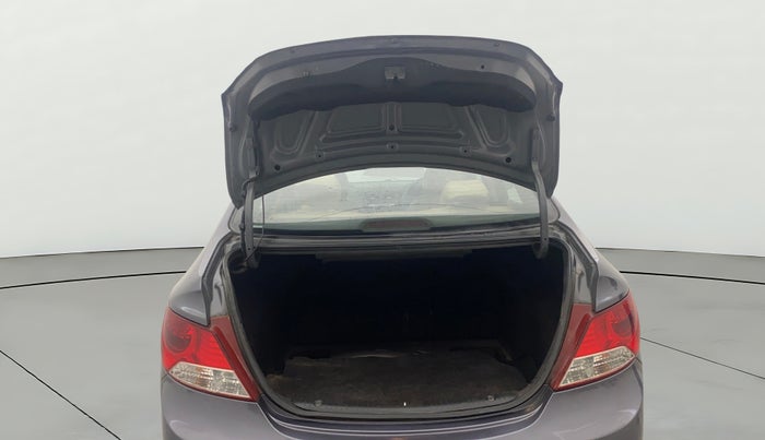 2013 Hyundai Verna FLUIDIC 1.6 VTVT SX, Petrol, Manual, 61,425 km, Boot Door Open