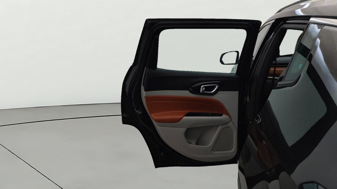 2023 Jeep Compass LIMITED (O) 1.4 PETROL DCT, Petrol, Automatic, 49,877 km, LHS Rear Door