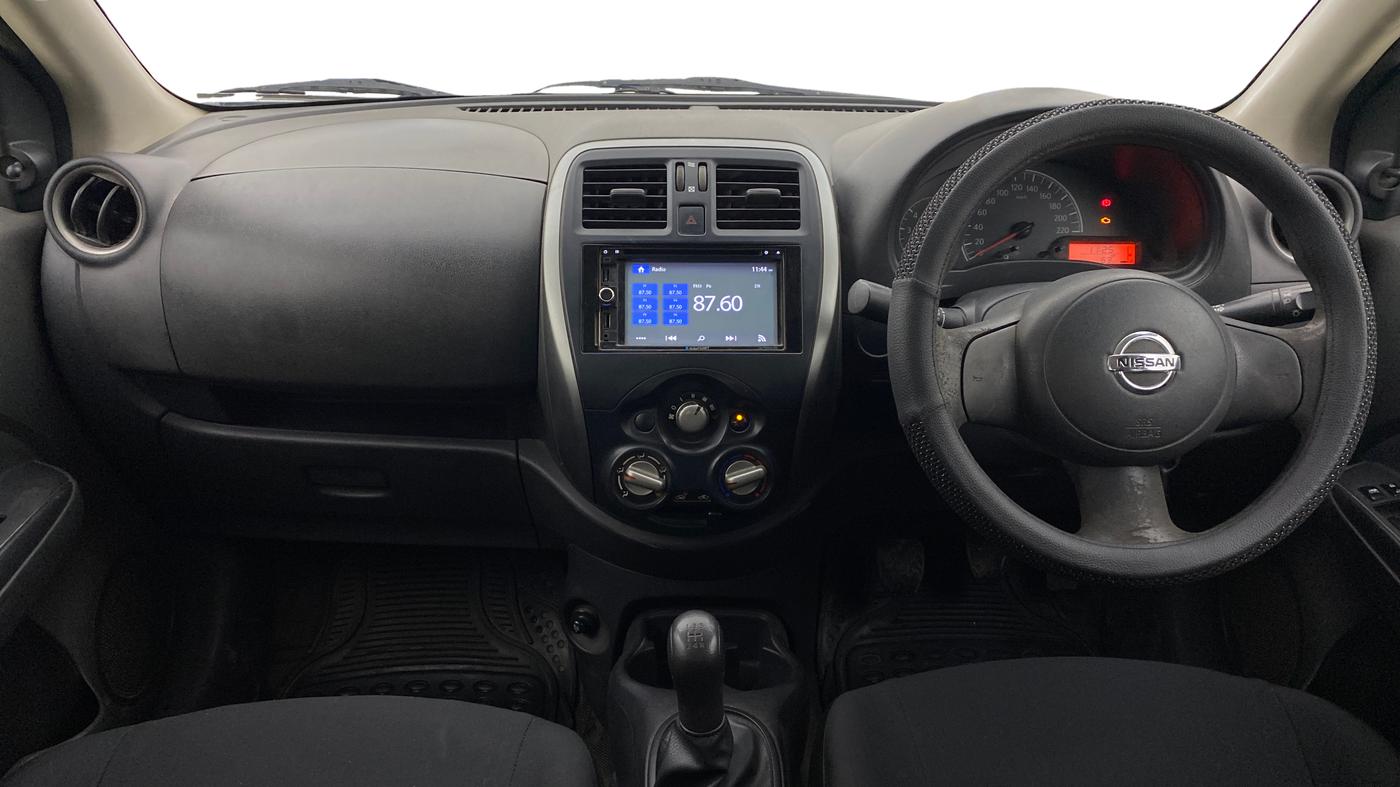 2017 Nissan Sunny XE D, Diesel, Manual, 86,191 km, Dashboard