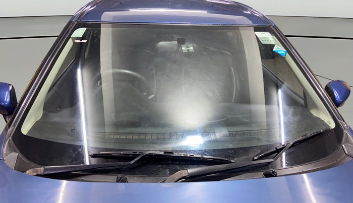 2017 Maruti Baleno DELTA PETROL 1.2, CNG, Manual, 1,24,815 km, Front Windshield