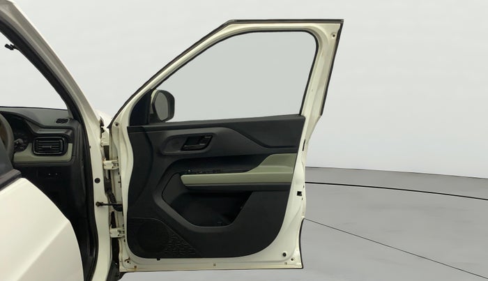 2022 Tata PUNCH ADVENTURE MT, Petrol, Manual, 72,647 km, RHS Front Door