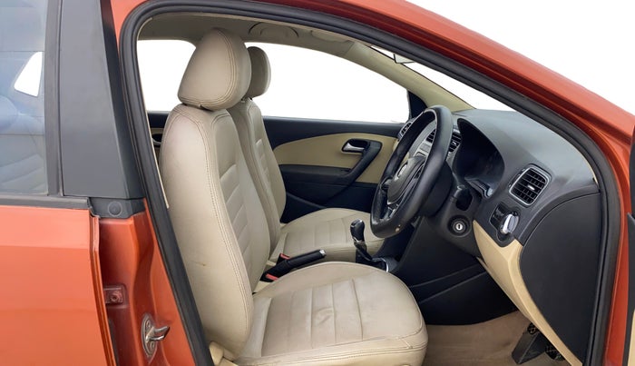 2014 Volkswagen Polo HIGHLINE1.2L, Petrol, Manual, 1,12,625 km, Right Side Front Door Cabin