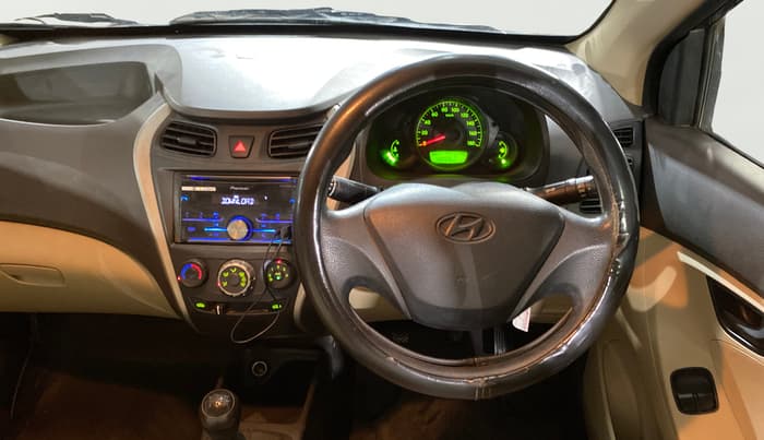 2017 Hyundai Eon ERA +, Petrol, Manual, 43,189 km, Steering Wheel Close Up