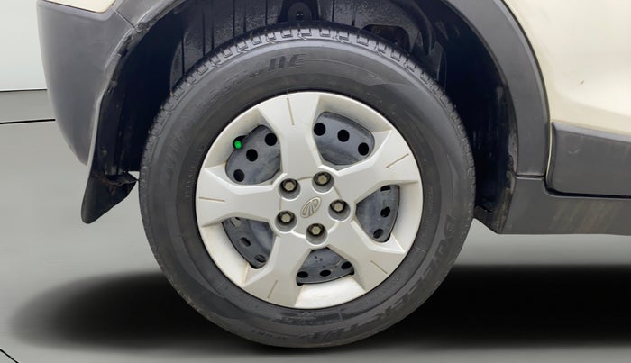 2020 Mahindra XUV300 W6 1.2 PETROL, Petrol, Manual, 53,618 km, Right Rear Wheel