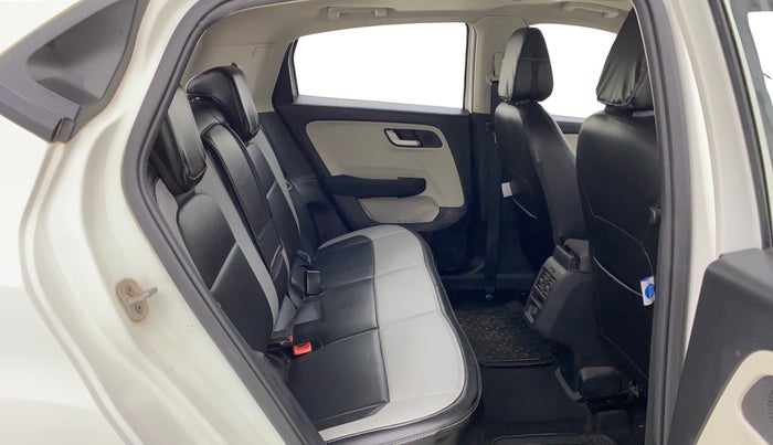 2024 Tata ALTROZ XZA + SUNROOF, Petrol, Automatic, 5,572 km, Right Side Rear Door Cabin