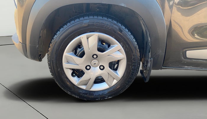 2020 Renault Kwid RXT 1.0 AMT (O), Petrol, Automatic, 38,385 km, Left Front Wheel