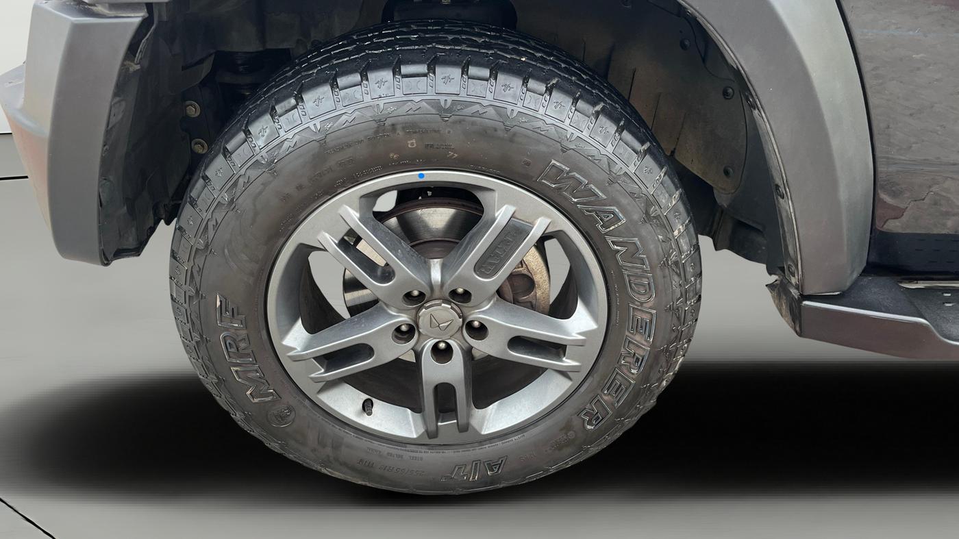 2023 Mahindra Thar LX P 2WD AT HT, Petrol, Automatic, 21,350 km, Left Front Wheel