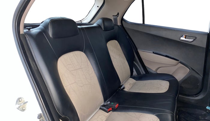 2018 Hyundai Grand i10 SPORTZ 1.2 KAPPA VTVT, Petrol, Manual, 42,162 km, Right Side Rear Door Cabin