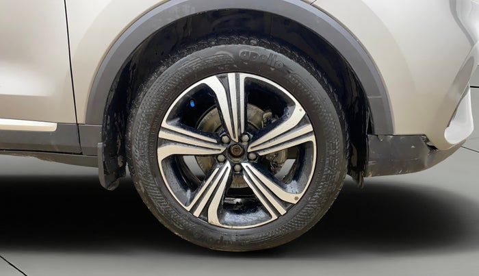 2022 MG ASTOR SHARP 1.5 MT, Petrol, Manual, 34,052 km, Right Front Wheel