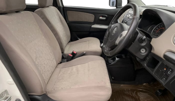 2014 Maruti Wagon R 1.0 VXI, Petrol, Manual, 77,369 km, Right Side Front Door Cabin