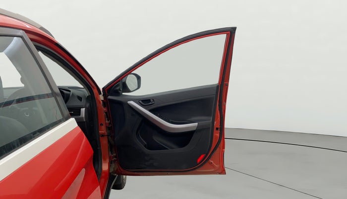2020 Tata NEXON XM SUNROOF PETROL, Petrol, Manual, 46,889 km, RHS Front Door