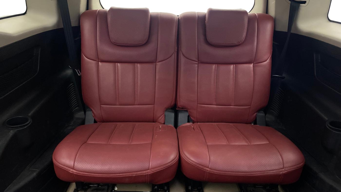 2017 Mahindra XUV500 W10 AT, Diesel, Automatic, 85,188 km, Third Seat Row ( optional )