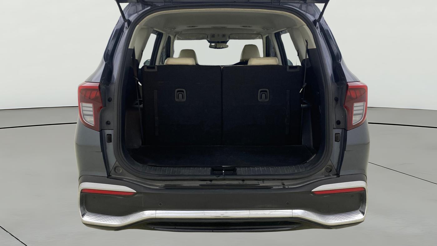 2022 KIA CARENS LUXURY PLUS 1.5 DIESEL 6 STR, Diesel, Manual, 88,773 km, Boot Open Zoomed View