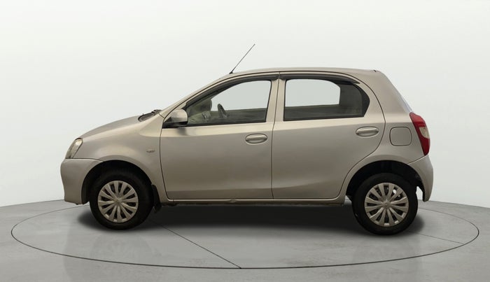 2015 Toyota Etios Liva G, Petrol, Manual, 20,502 km, Left Side