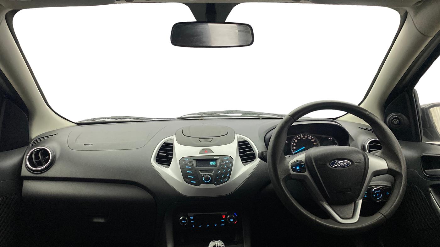 2016 Ford New Figo TITANIUM 1.2 PETROL MT, Petrol, Manual, 44,499 km, Dashboard