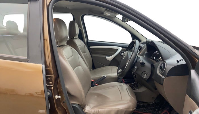 2019 Renault Duster 85 PS RXZ DIESEL, Diesel, Manual, 91,883 km, Right Side Front Door Cabin