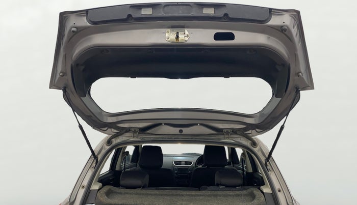 2015 Maruti Swift VXI, Petrol, Manual, 76,873 km, Boot Door Open